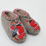 Woolen slippers clogs with closed back and rowan berry and bullfinch embroidery in red colors.