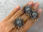 Discover the bold beauty of Armenian culture with our handmade sterling silver 925 jewelry. The very large sun earrings and ring feature long rays, inspired by Vaspourakan jewelry. Made with expert craftsmanship and authentic sterling silver, these pieces exude elegance and authenticity.
