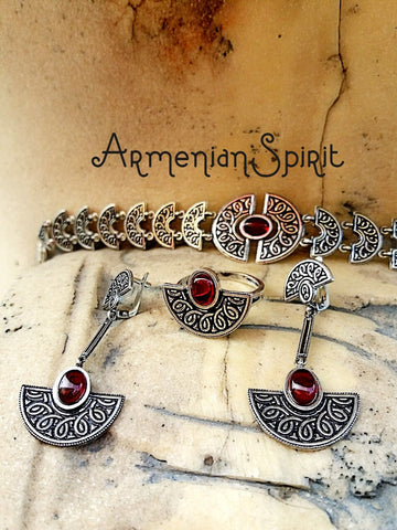 SET Earrings Ring and bracelet lab Garnet SILVER 925