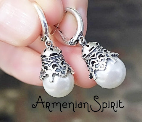 White pearl earrings Silver 925