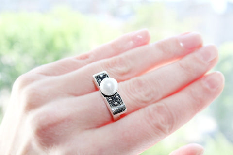 White pearl ring SILVER 925 Modern Woman rings Sterling 925
