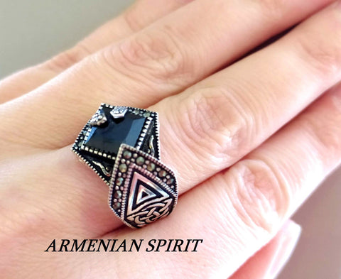 Silver 925 ring with black stone