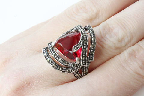 Ring Red stone Small marcasite Sterling silver 925 lab red topaz