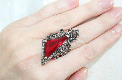 Silver big ring with a bow detail red lab topaz stone Marcasite