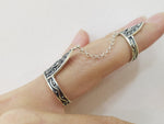 Double ring silver 925 full finger shield with a chain