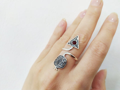 Silver 925 ring Adjustable with pomegranate red quartz stone