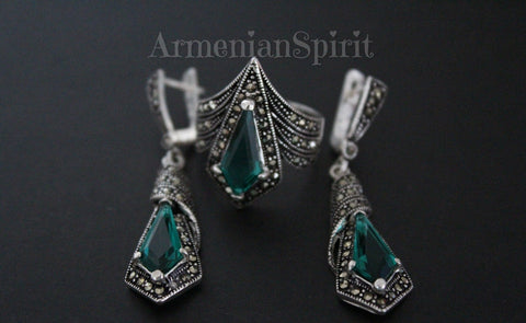 Emerald green stone Earrings and ring Silver 925 marcasite