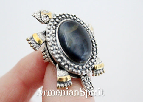 Tortoise brooch Sterling silver Labradorite blue gem turtle