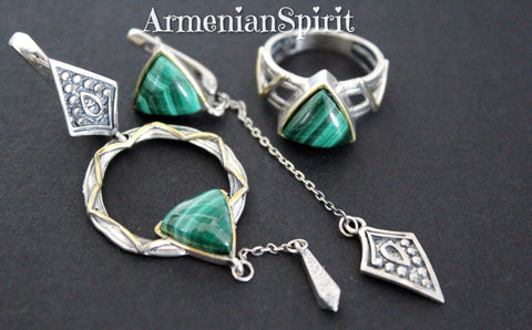 Silver 925 jewelry set Earrings different designs and ring Green malachite