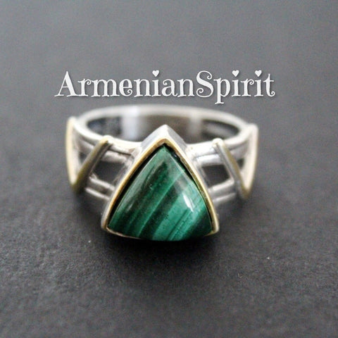 Silver 925 RING Green malachite gemstone Modern Gold plated parts