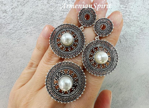 Earrings and ring White pearl Sterling silver 925