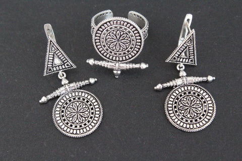 Ethnic earrings and ring round Sterling silver 925