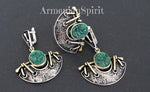 This jewelry set is a combination os sterling silver and gold. The gemstone is druse malachite deep green gemstone. The jewelry made in vintage style with Edwardian details. This is a rare artwork jewelry of Armenian jewelry makers, it is a jewelry deisgner art.